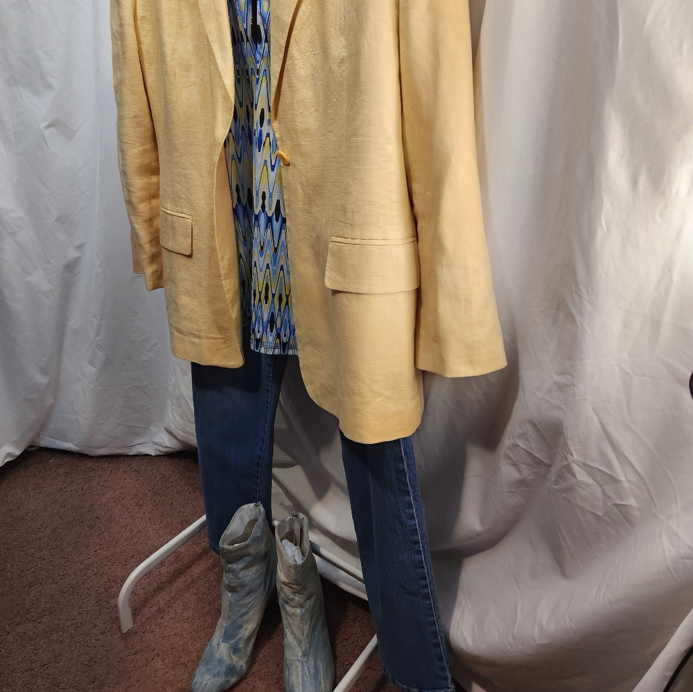 Embassy Row Jacket - Picture 6 of 6